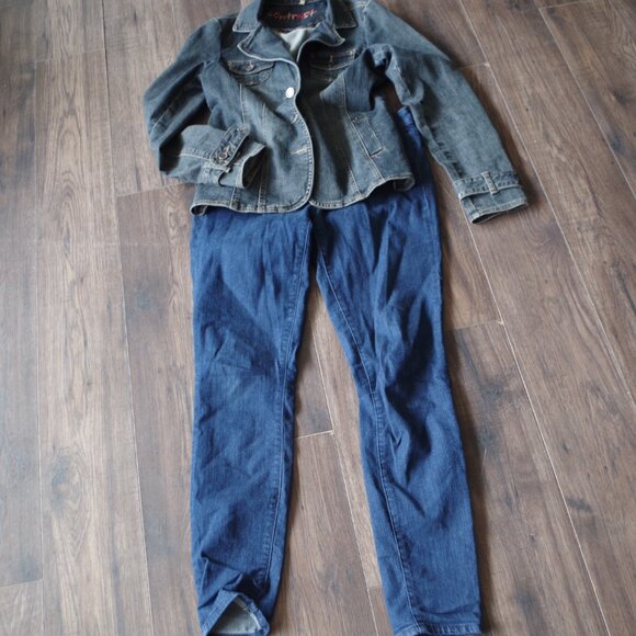 Ladies Jean Jacket By ConTrast - Picture 7 of 7